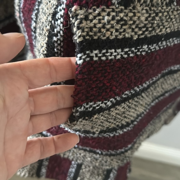 Mexican Hoodie Jacket with Front Pocket - Picture 4 of 6